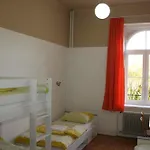 Dic Hostel *